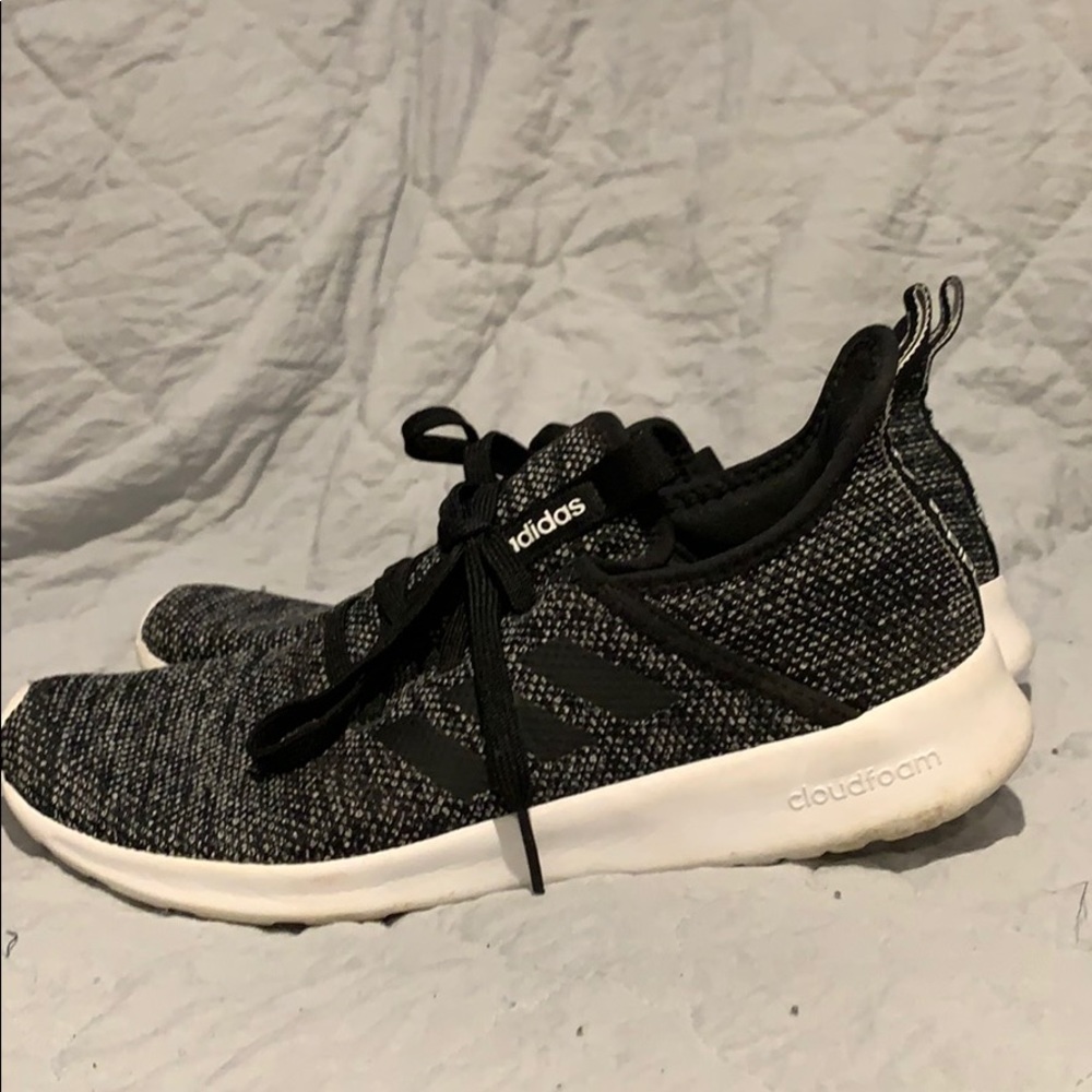 Adidas cloudfoam sneakers black size 8